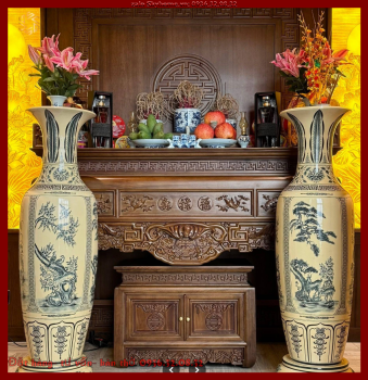 Bàn thờ gỗ gõ đỏ to và chắc chắn